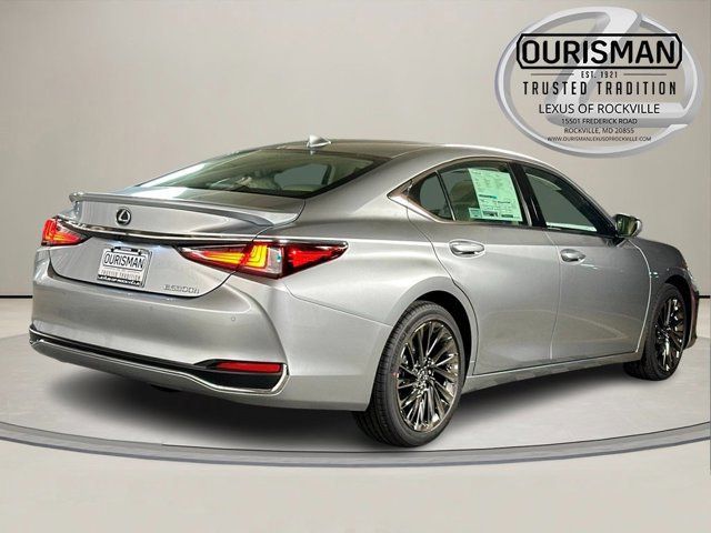 2025 Lexus ES 300h Luxury