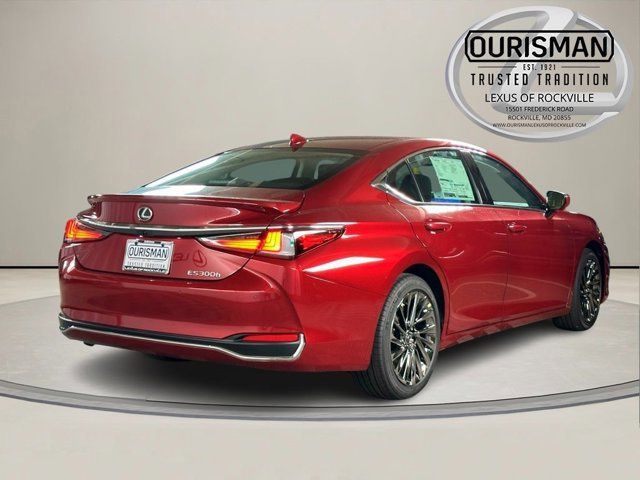 2025 Lexus ES 300h Luxury