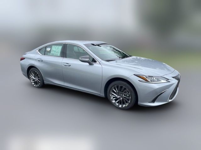 2025 Lexus ES 300h Luxury