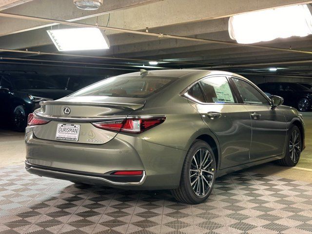 2025 Lexus ES 300h