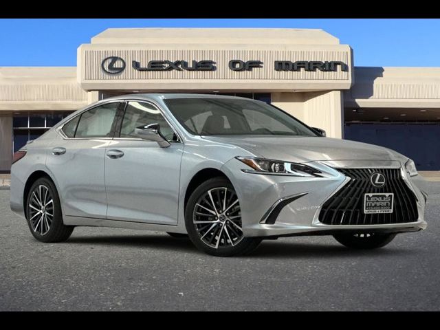 2025 Lexus ES 300h