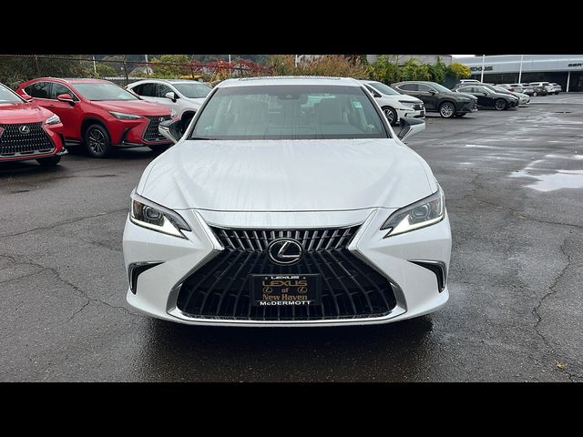 2025 Lexus ES 300h