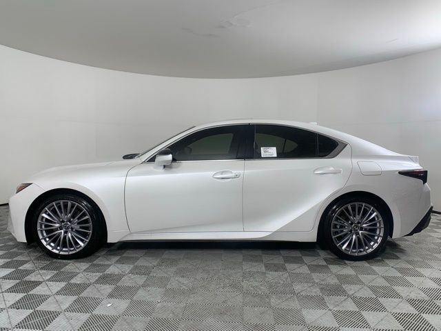 2025 Lexus IS 300