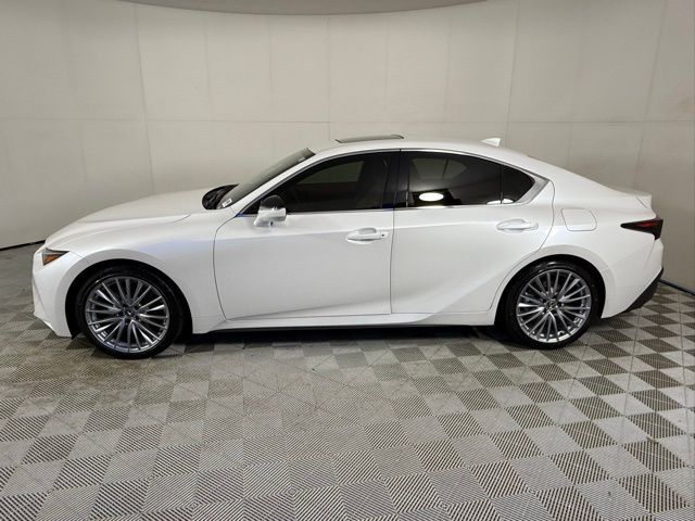 2025 Lexus IS 300