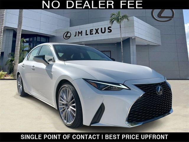 2025 Lexus IS 300