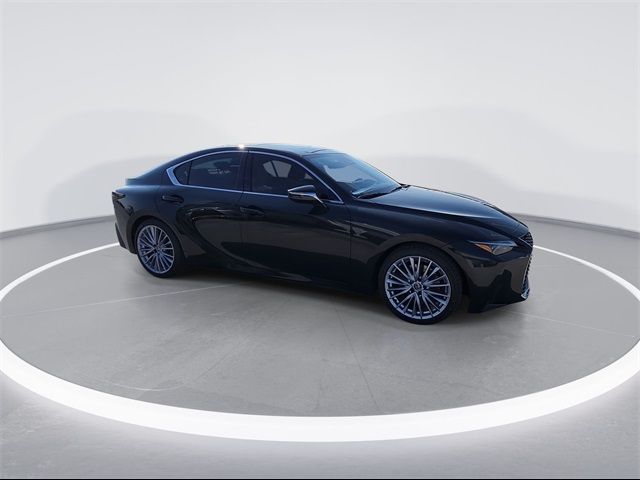 2025 Lexus IS 300