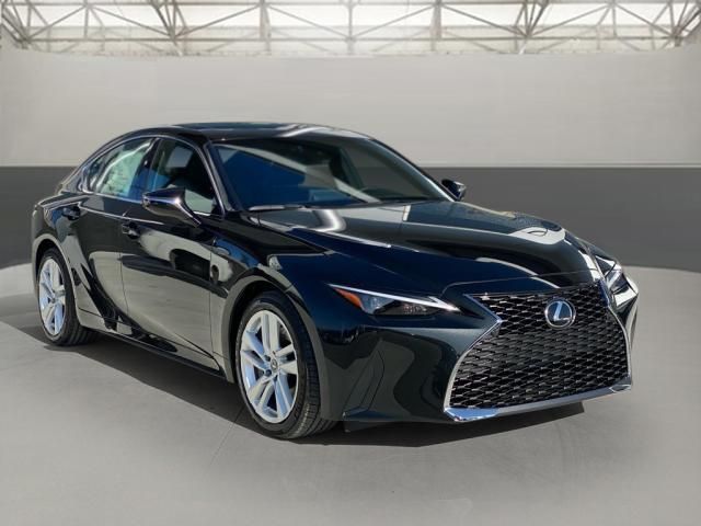 2025 Lexus IS 300