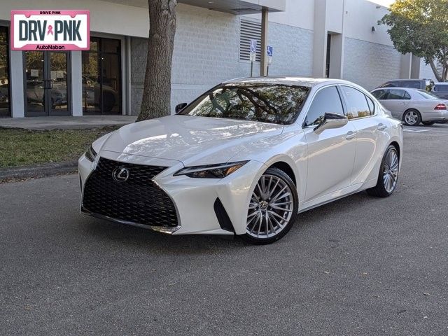 2025 Lexus IS 300