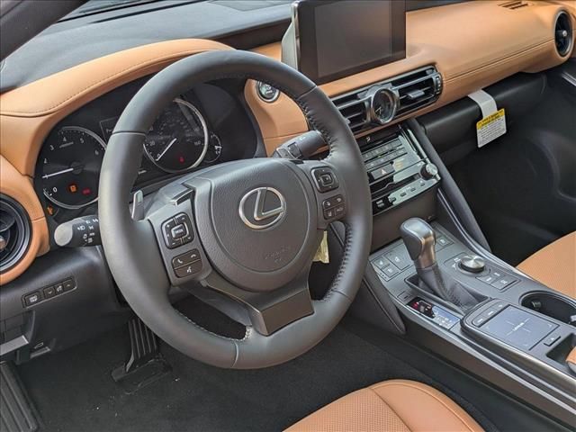 2025 Lexus IS 300