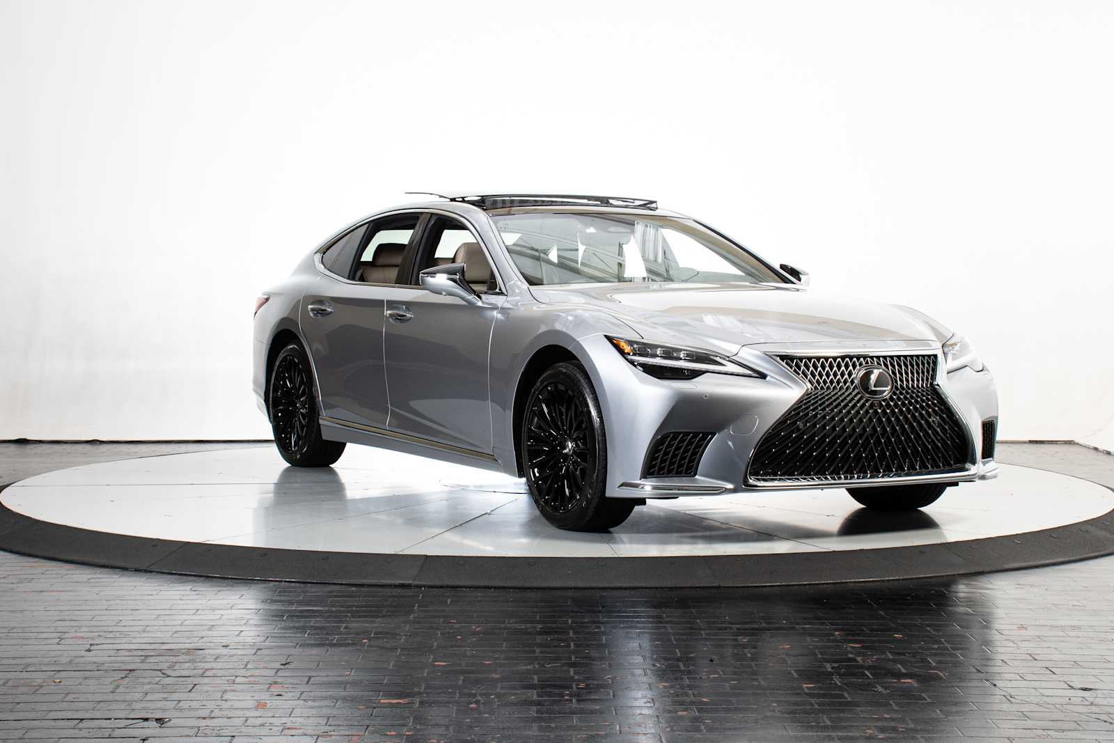 Used Lexus LS 600h L For Sale in Arlington, TX | Auto Navigator