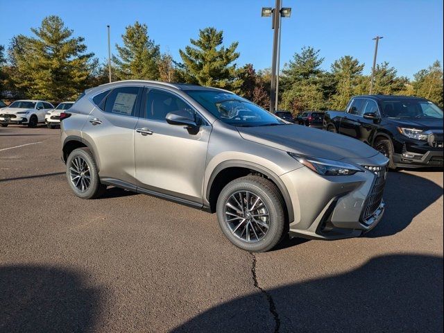 2025 Lexus NX 350h Premium