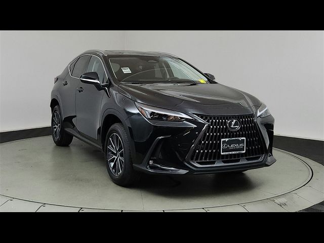 2025 Lexus NX 350h Premium