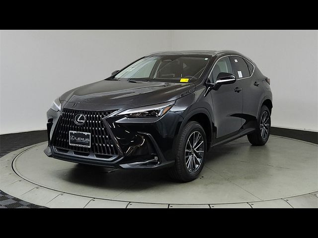 2025 Lexus NX 350h Premium