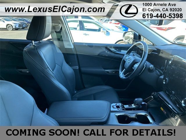 2025 Lexus NX 350h Premium