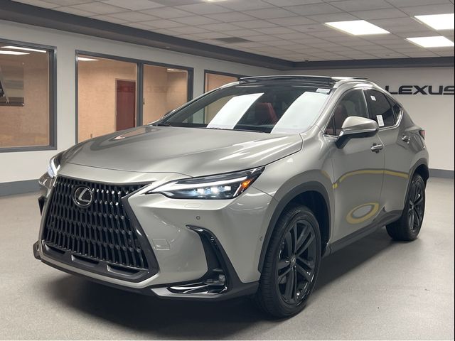 2025 Lexus NX 450h+ Luxury