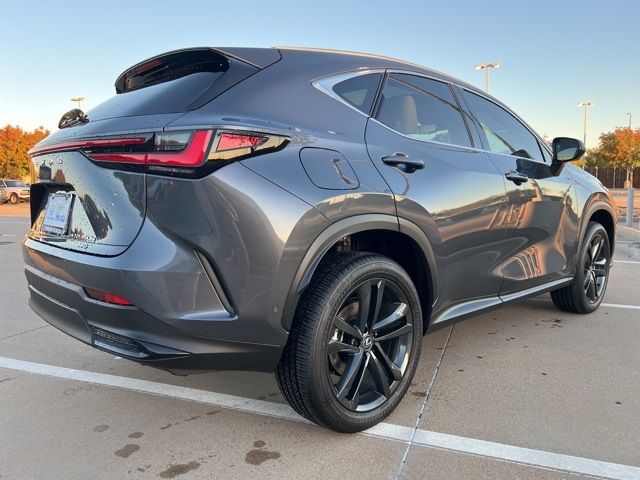 2025 Lexus NX 450h+ Luxury