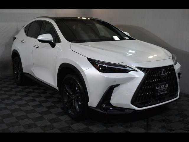 2025 Lexus NX 450h+ Luxury