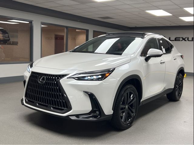 2025 Lexus NX 450h+ Luxury