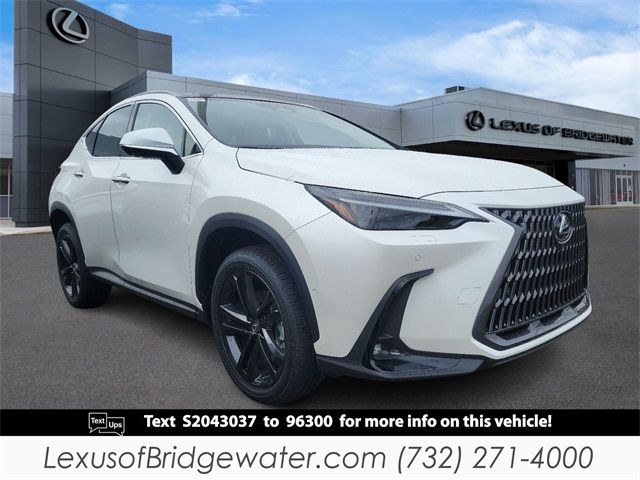 2025 Lexus NX 450h+ Luxury