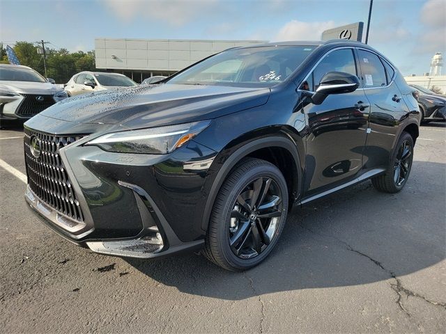 2025 Lexus NX 450h+ Luxury