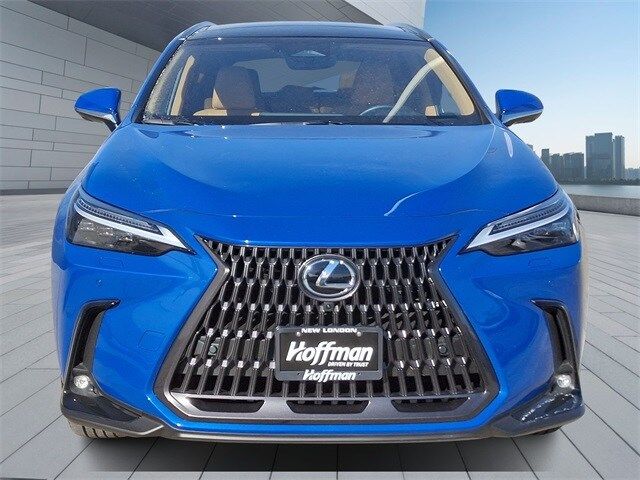 2025 Lexus NX 450h+ Luxury