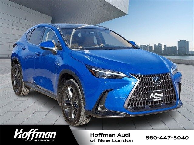 2025 Lexus NX 450h+ Luxury