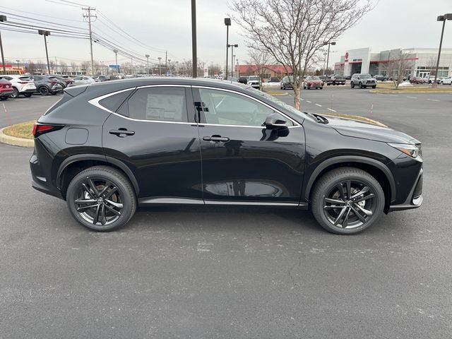 2025 Lexus NX 450h+ Luxury