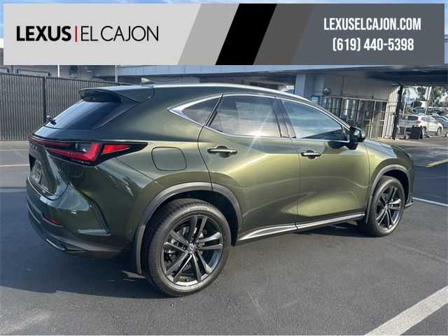 2025 Lexus NX 450h+ Luxury