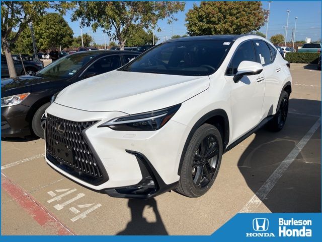 2025 Lexus NX 450h+ Luxury