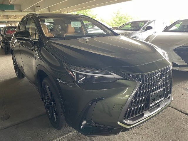 2025 Lexus NX 450h+ Luxury