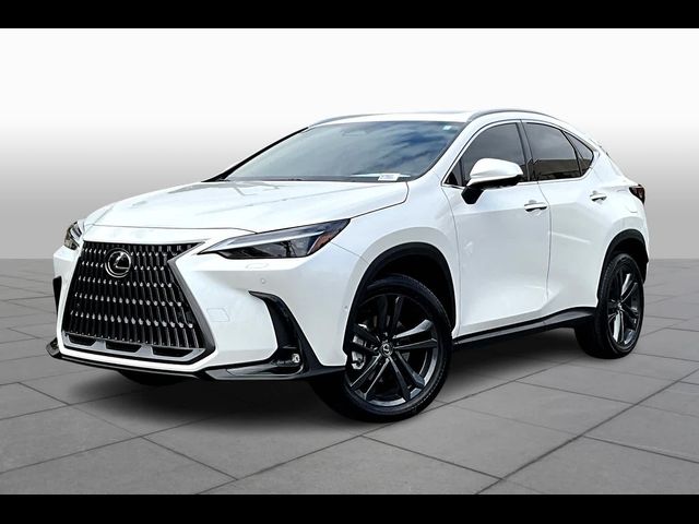 2025 Lexus NX 450h+ Luxury