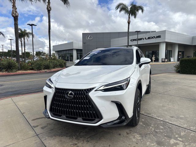 2025 Lexus NX 450h+ Luxury