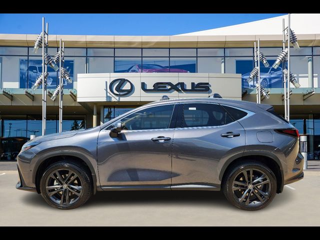 2025 Lexus NX 450h+ Luxury