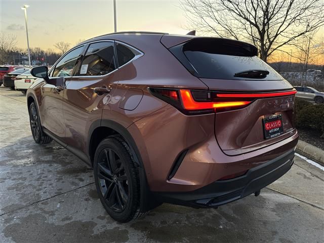 2025 Lexus NX 450h+ Luxury