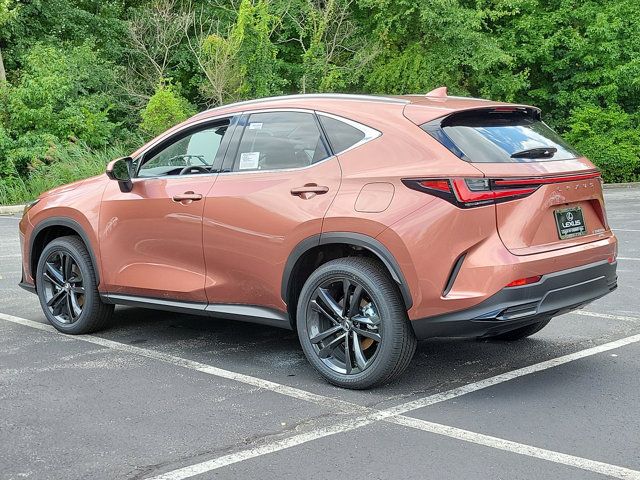 2025 Lexus NX 450h+ Luxury