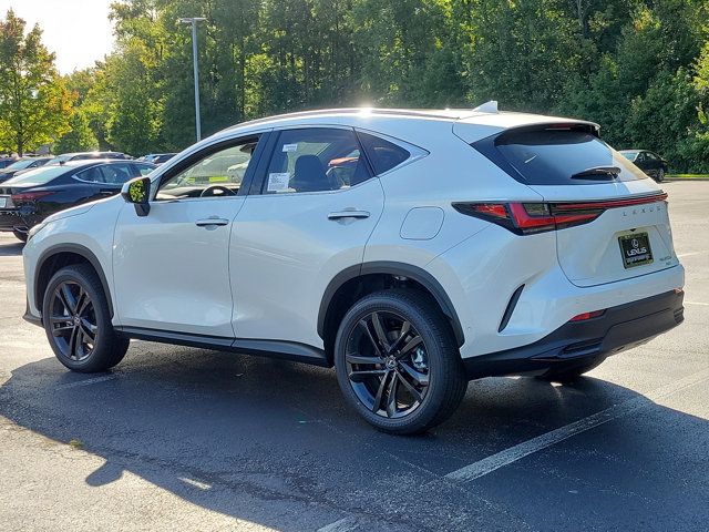 2025 Lexus NX 450h+ Luxury