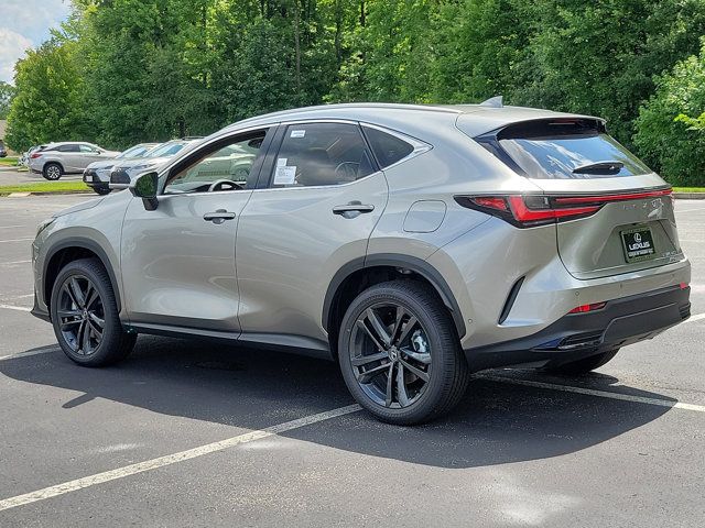 2025 Lexus NX 450h+ Luxury