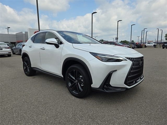 2025 Lexus NX 450h+ Luxury