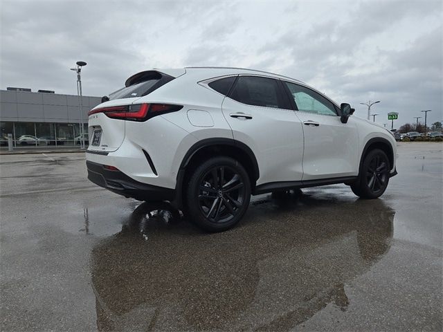 2025 Lexus NX 450h+ Luxury