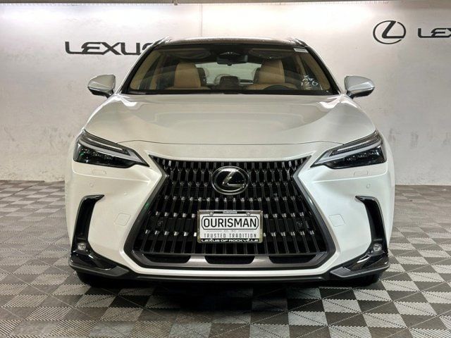 2025 Lexus NX 450h+ Luxury