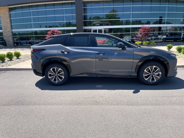Vehicle image 6 of 29
