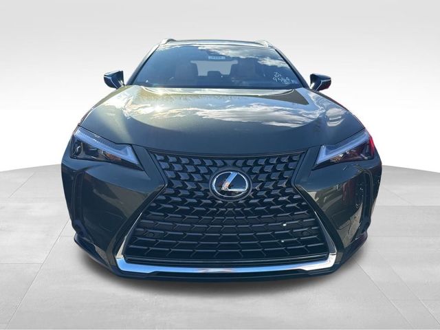 2025 Lexus UX 