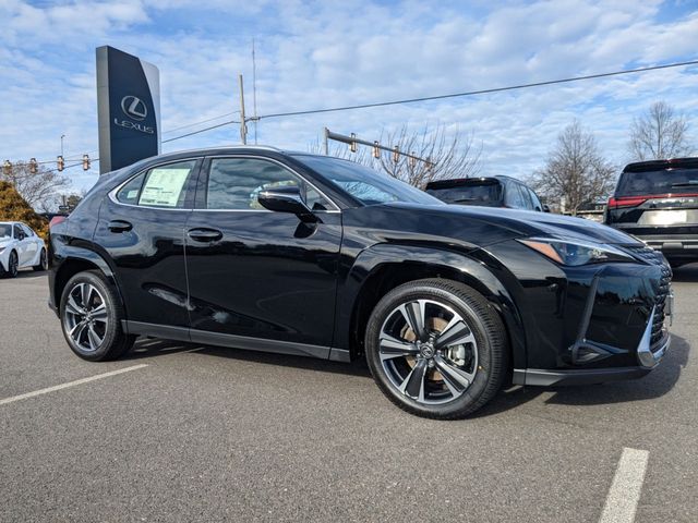 2025 Lexus UX UX 300h Premium