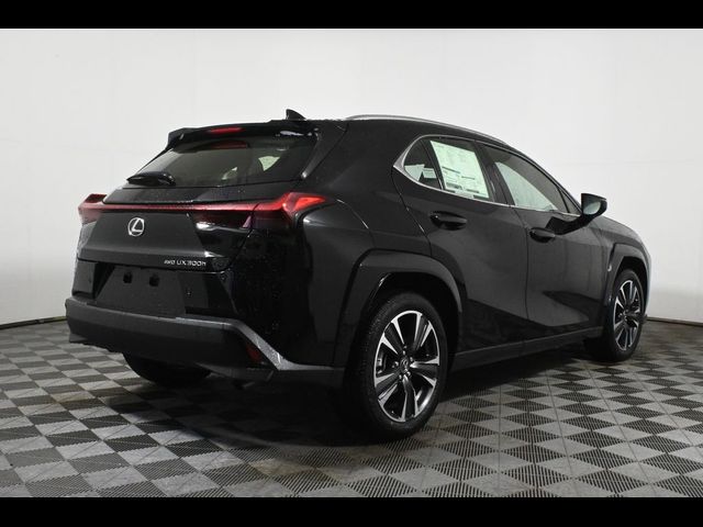 2025 Lexus UX UX 300h Premium