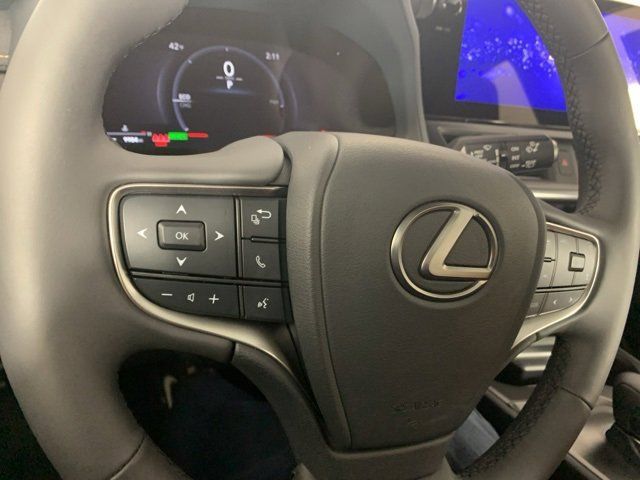 2025 Lexus UX 