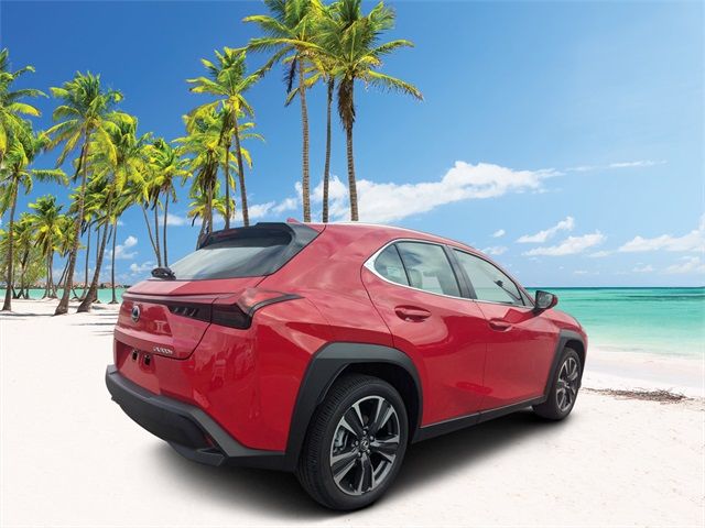 2025 Lexus UX 