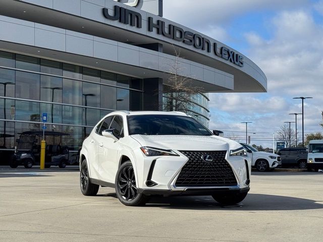 2025 Lexus UX 