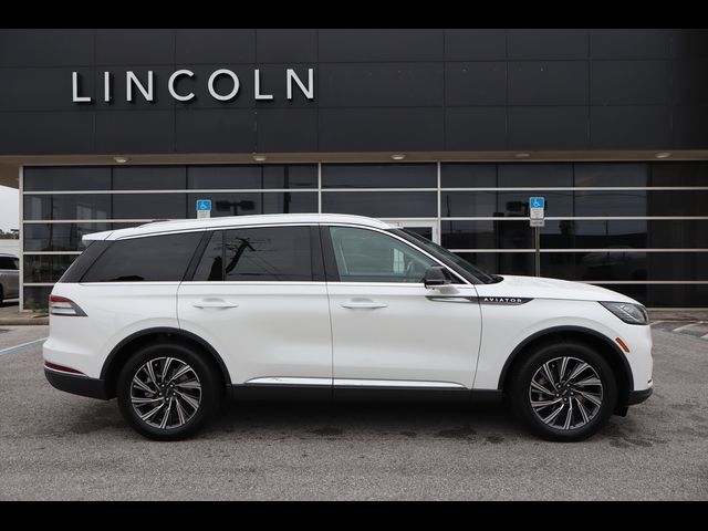 2025 Lincoln Aviator Premiere