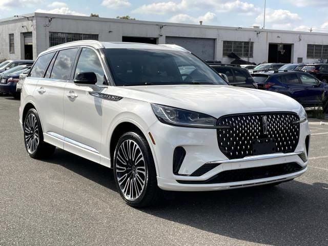 2025 Lincoln Aviator Black Label