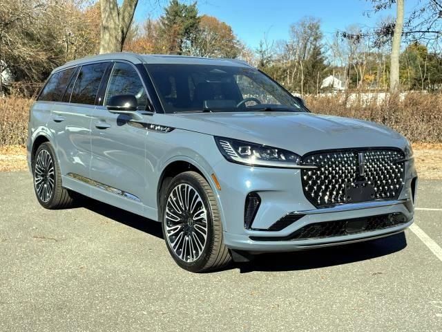 2025 Lincoln Aviator Black Label